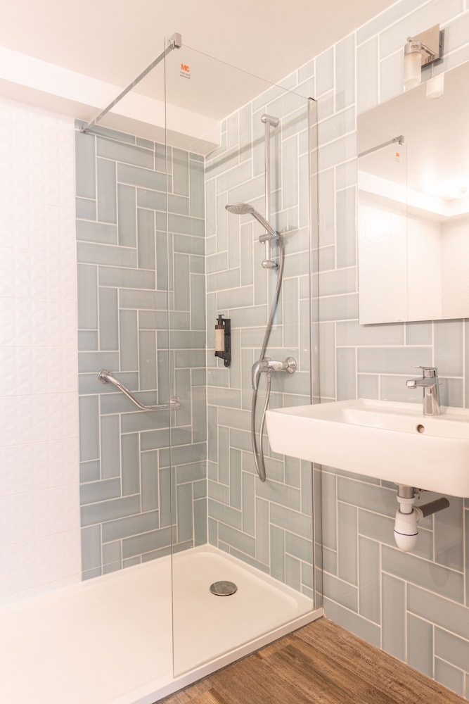 hotel terre neuve