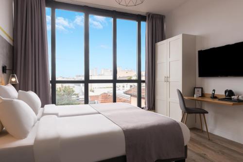 Hotel Terre Neuve,Île-De-France>>Paris,3 star