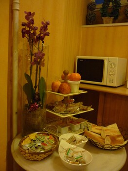 Hotel Du Centre,Lourdes>>Hautes-Pyrénées,1 star