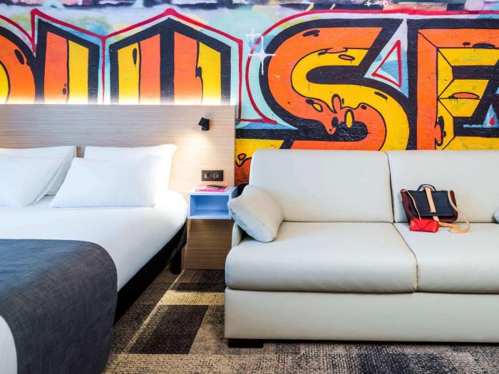 ibis styles clamart gare grand paris