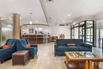 Comfort Suites At Westgate Mall,South Carolina>>Gramling,3 star
