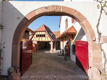 la maison demilie adults only