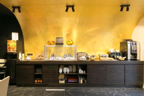 best western hotel journel saint laurent du var