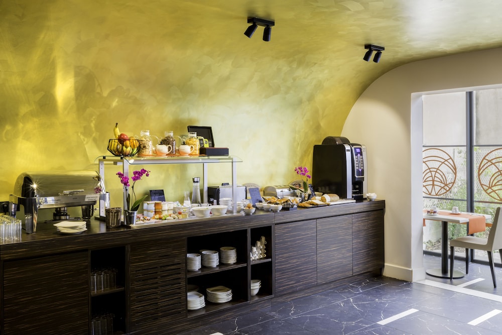 best western hotel journel saint laurent du var