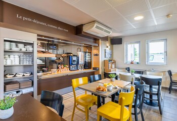 bandb hotel lyon st bonnet mi plaine