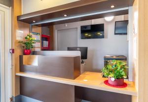 bandb hotel lyon st bonnet mi plaine