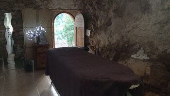 chateau de madieres chateauzen