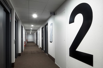 bandb hotel nanterre rueil malmaison