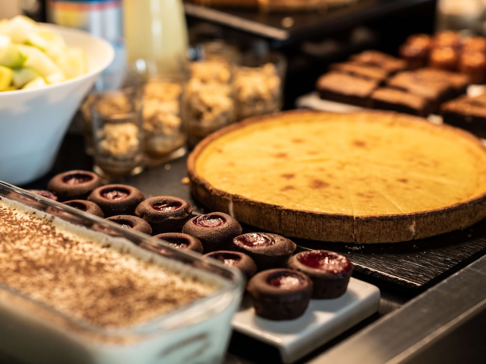 ibis rouen centre rive gauche mermoz