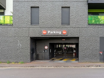 ibis rouen centre rive gauche mermoz