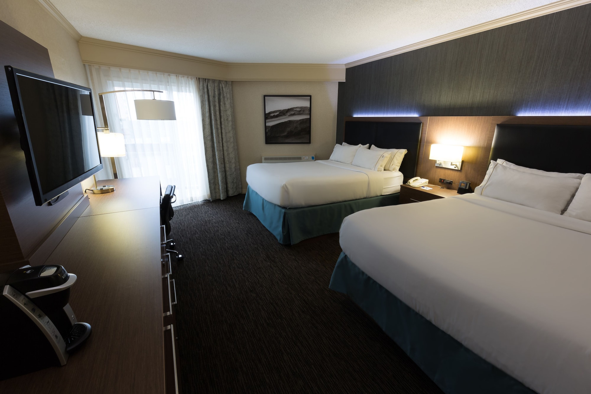 holiday inn express edmonton downtown by ihg