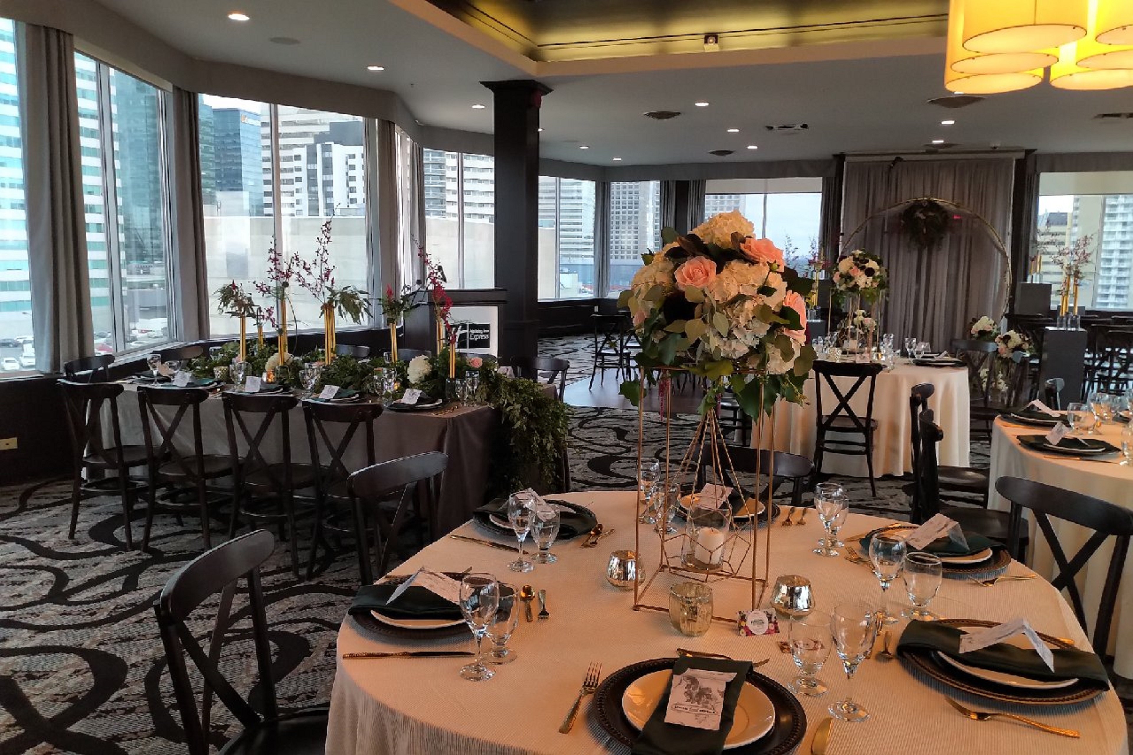 holiday inn express edmonton downtown by ihg