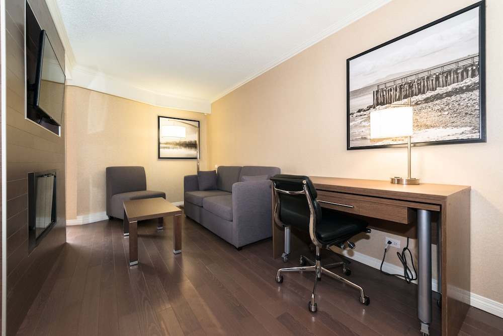 holiday inn express edmonton downtown by ihg
