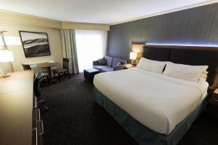 holiday inn express edmonton downtown by ihg