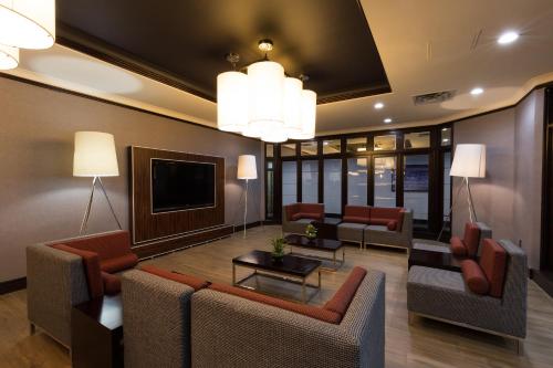 holiday inn express edmonton downtown by ihg