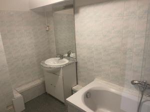 Hotel De La Gare,Châteauroux>>Chateauroux,2 star