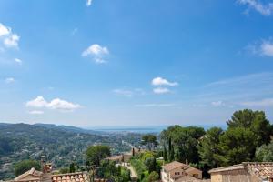 mougins luxury retreats