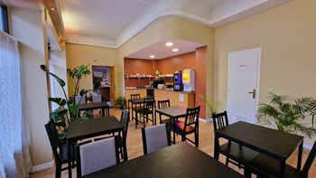 hotel marys caen centre gare sncf