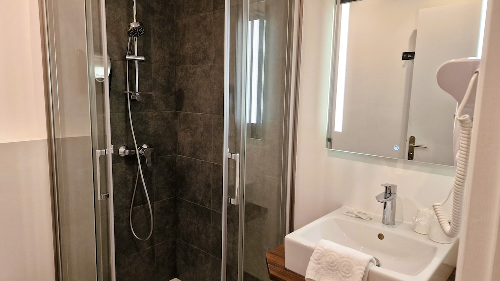 hotel marys caen centre gare sncf