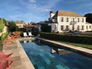 neauphle le chateau