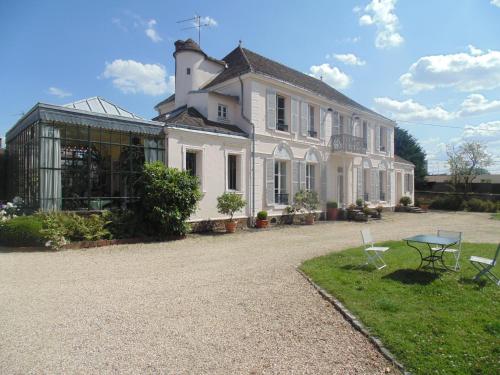 neauphle le chateau