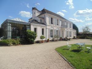 neauphle le chateau