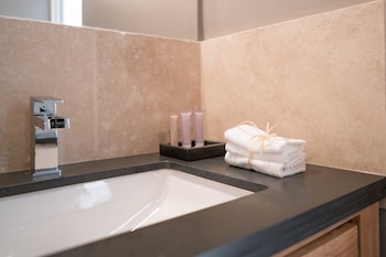 domaine de saint clair adults only