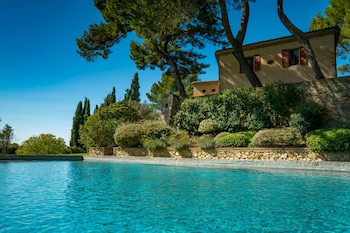 domaine de saint clair adults only
