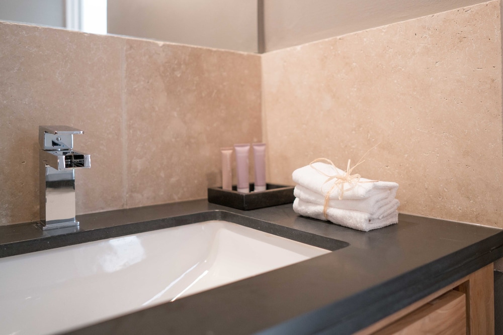 domaine de saint clair adults only