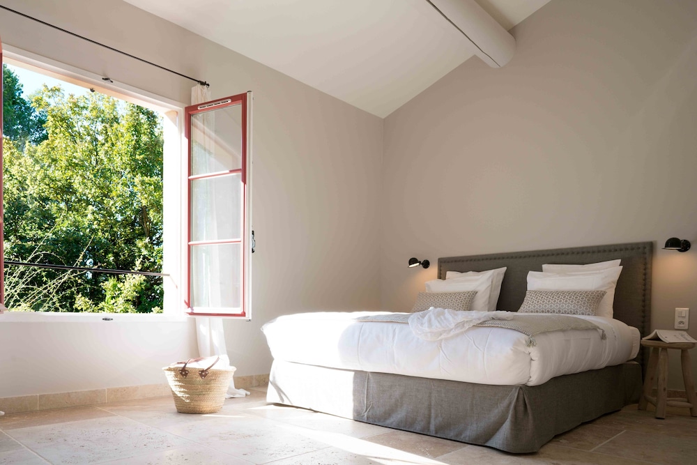 domaine de saint clair adults only