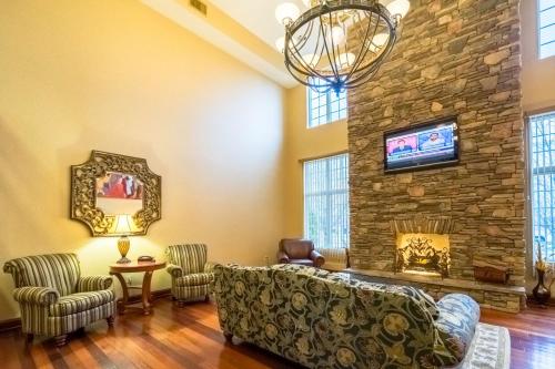 The Wildwood Hotel,Grover>>Ellisville,4 star