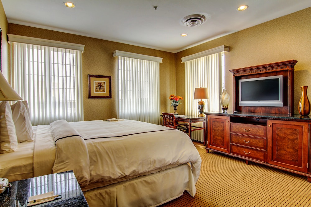 the wildwood hotel