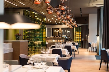 golden tulip saint malo le grand be