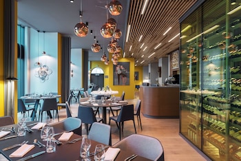 golden tulip saint malo le grand be