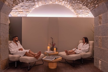 golden tulip saint malo le grand be