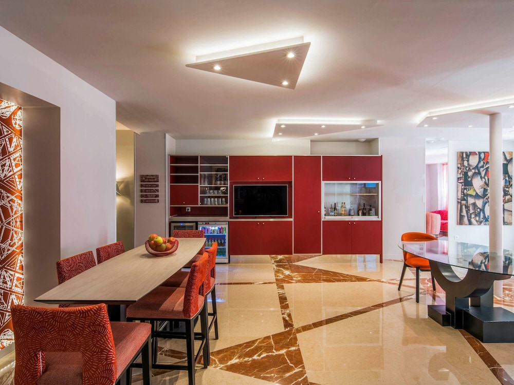 mercure paris pont de levallois neuilly