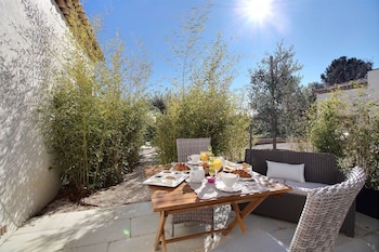 La Villa Aux Oliviers,In Flayosc,4 star