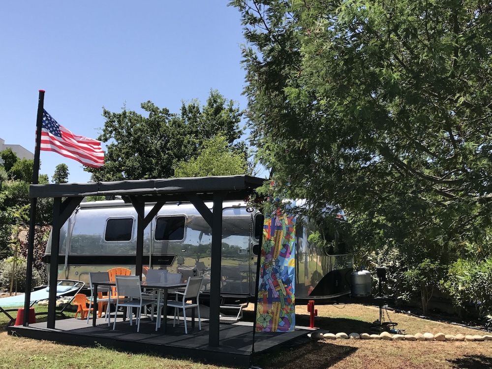 escapades lointaines adults only