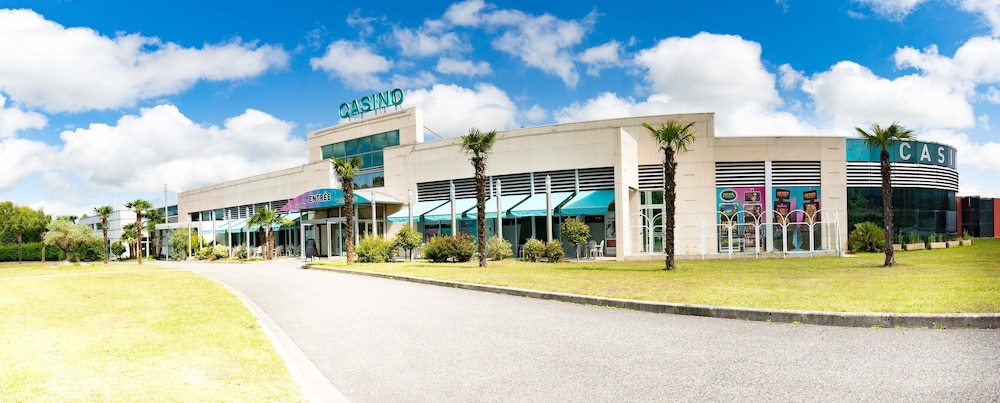 hotel restaurant du casino de capvern