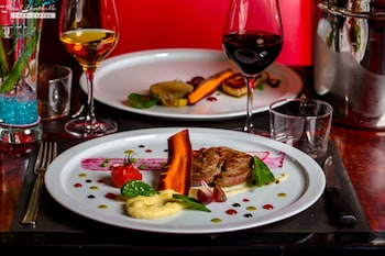 hotel restaurant du casino de capvern