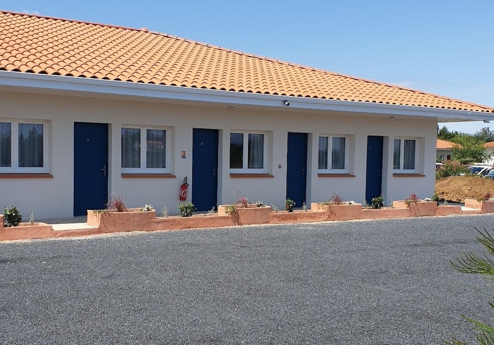 hotel restaurant lespassole