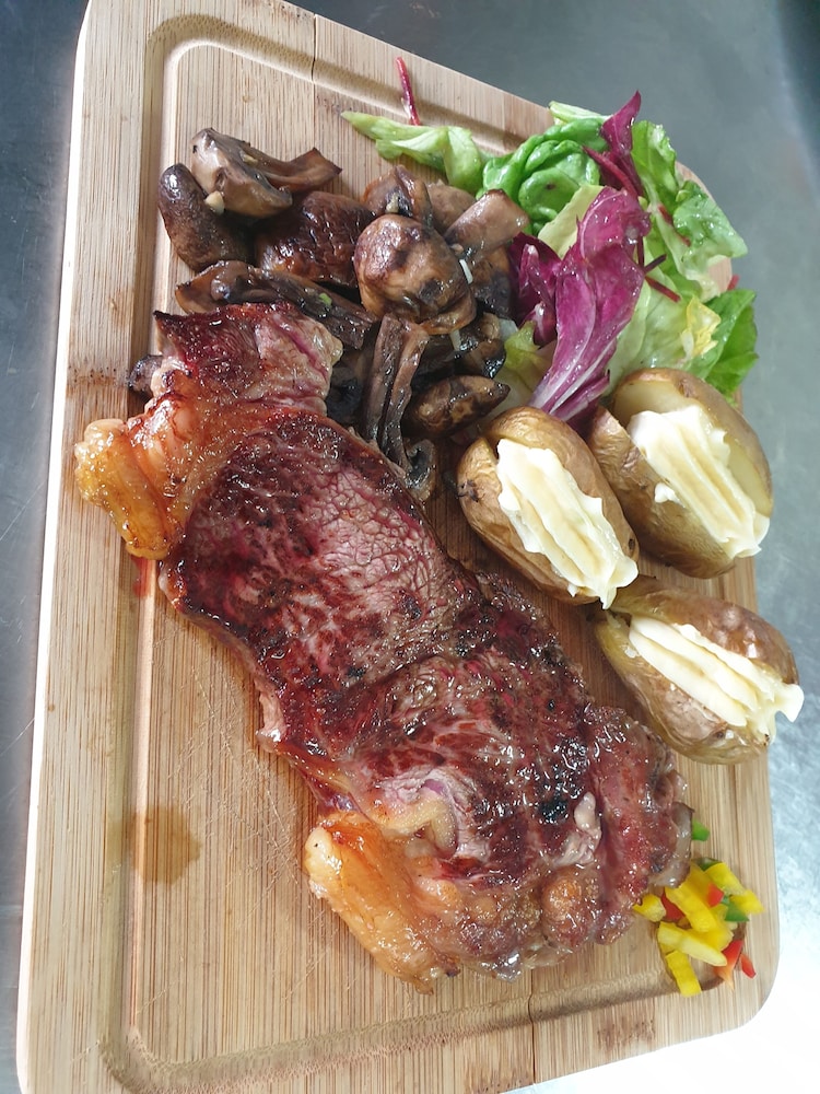 hotel restaurant lespassole