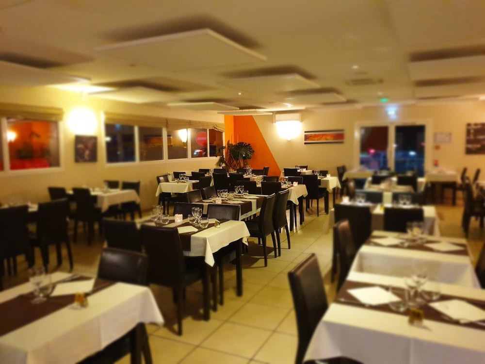 hotel restaurant lespassole