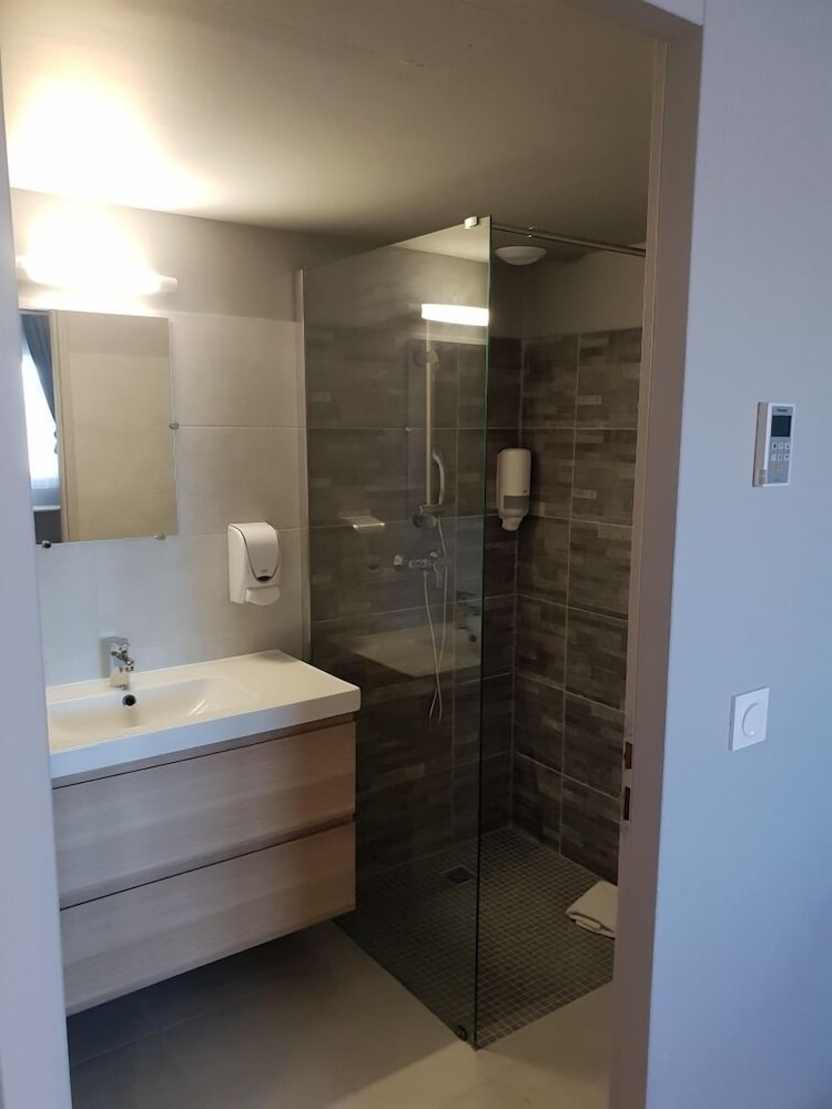 hotel restaurant lespassole