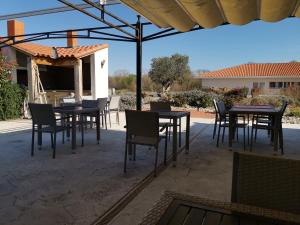 hotel restaurant lespassole