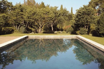 Le Galinier, Lourmarin, A Beaumier Guesthouse,In The Historical District,3 star