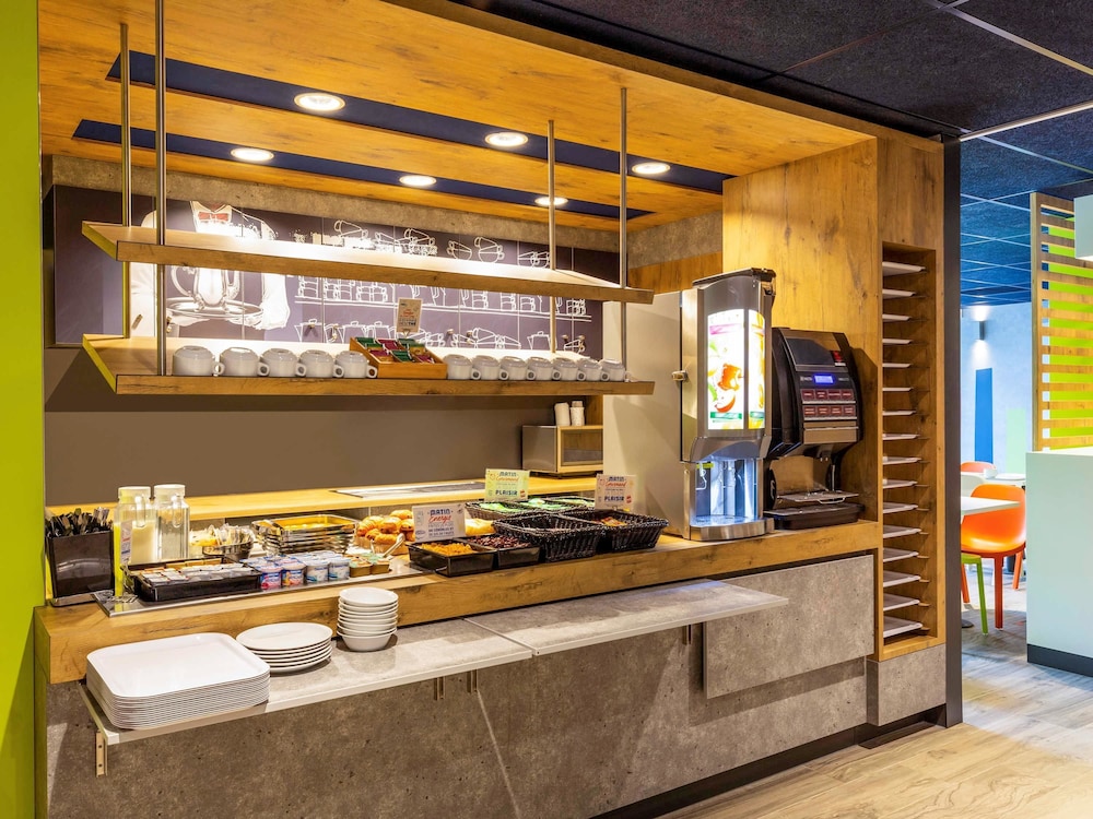 ibis budget paris clichy mairie