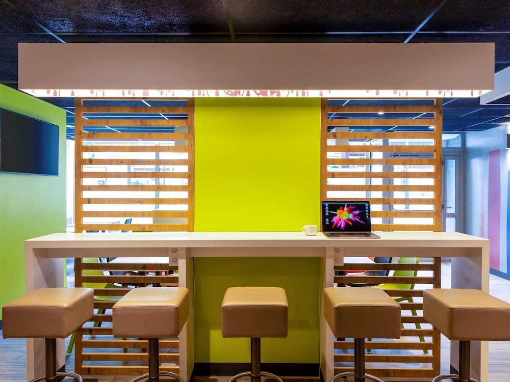 ibis budget paris clichy mairie