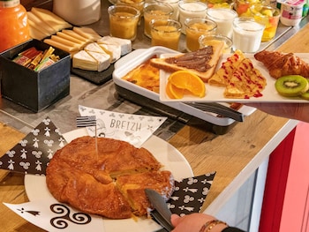 ibis pontorson baie du mont saint michel