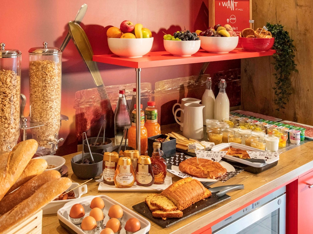 ibis pontorson baie du mont saint michel